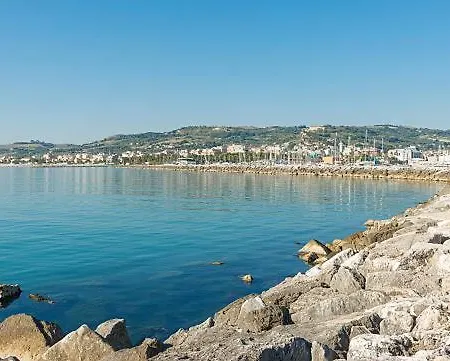 Loft Deluxe Centralissimo-antica Vetreria شقة